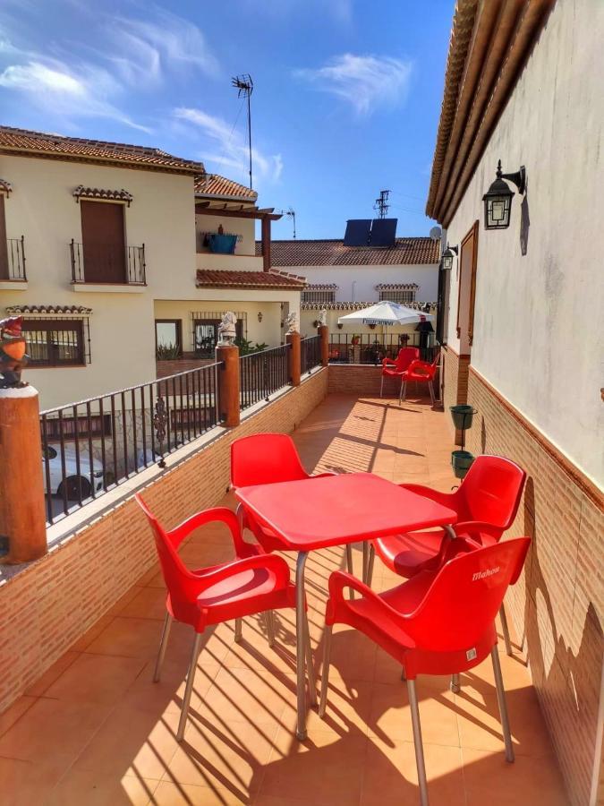 Casa Amplia Con Terraza En La Vinuela 빌라 외부 사진
