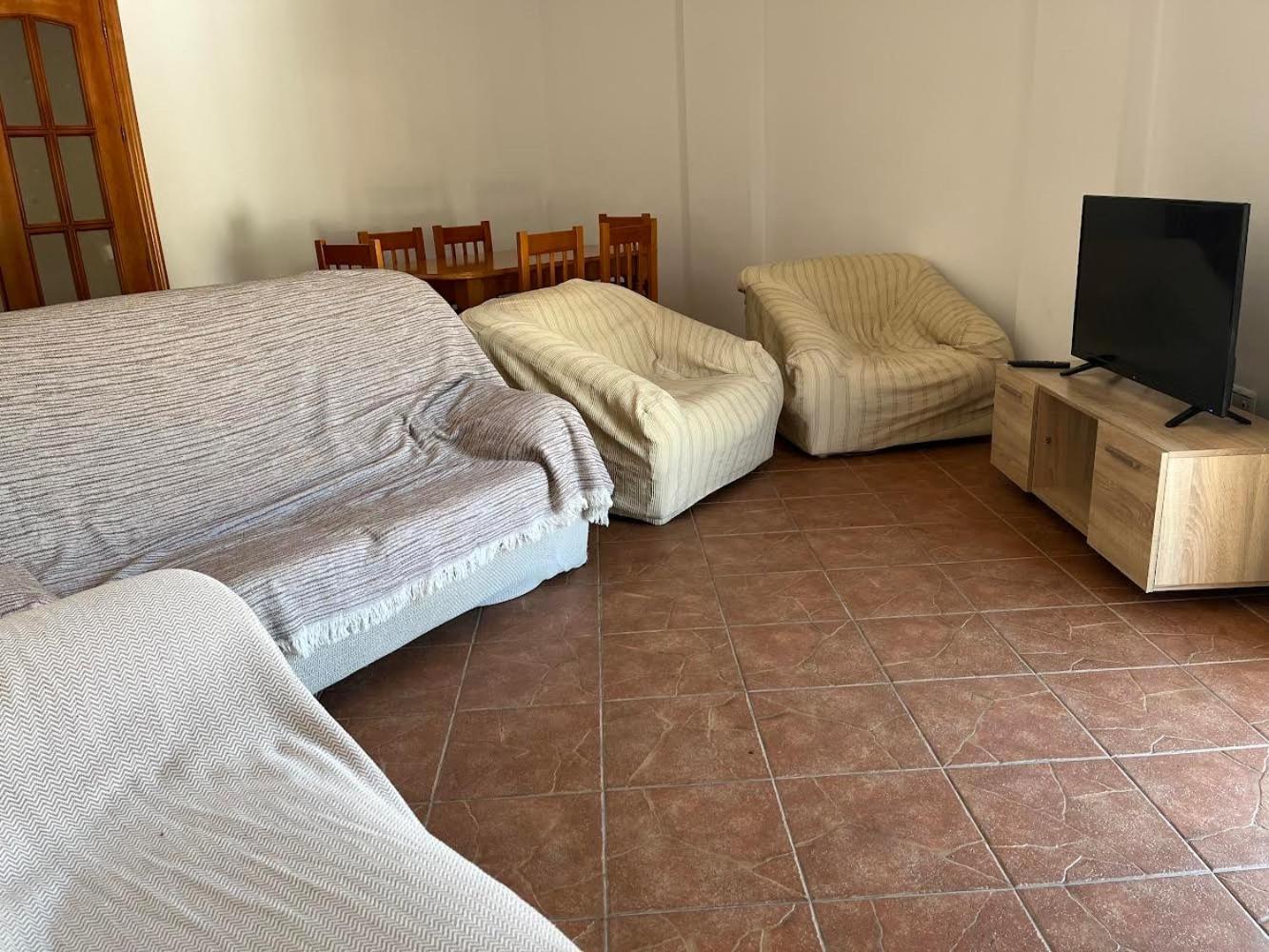 Casa Amplia Con Terraza En La Vinuela 빌라 외부 사진